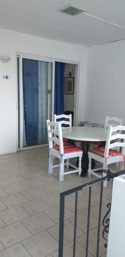 Corinne Villa A 300M From The Beach 格兰贝伊 外观 照片